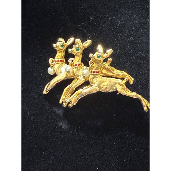 Gold-Tone Reindeer Brooch With Pearl Accents & Rhinestone Details - Picture 3 of 4